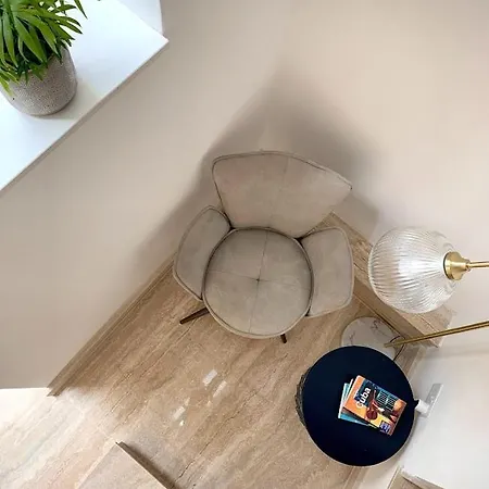 Terrace On Parish Street * Luqa